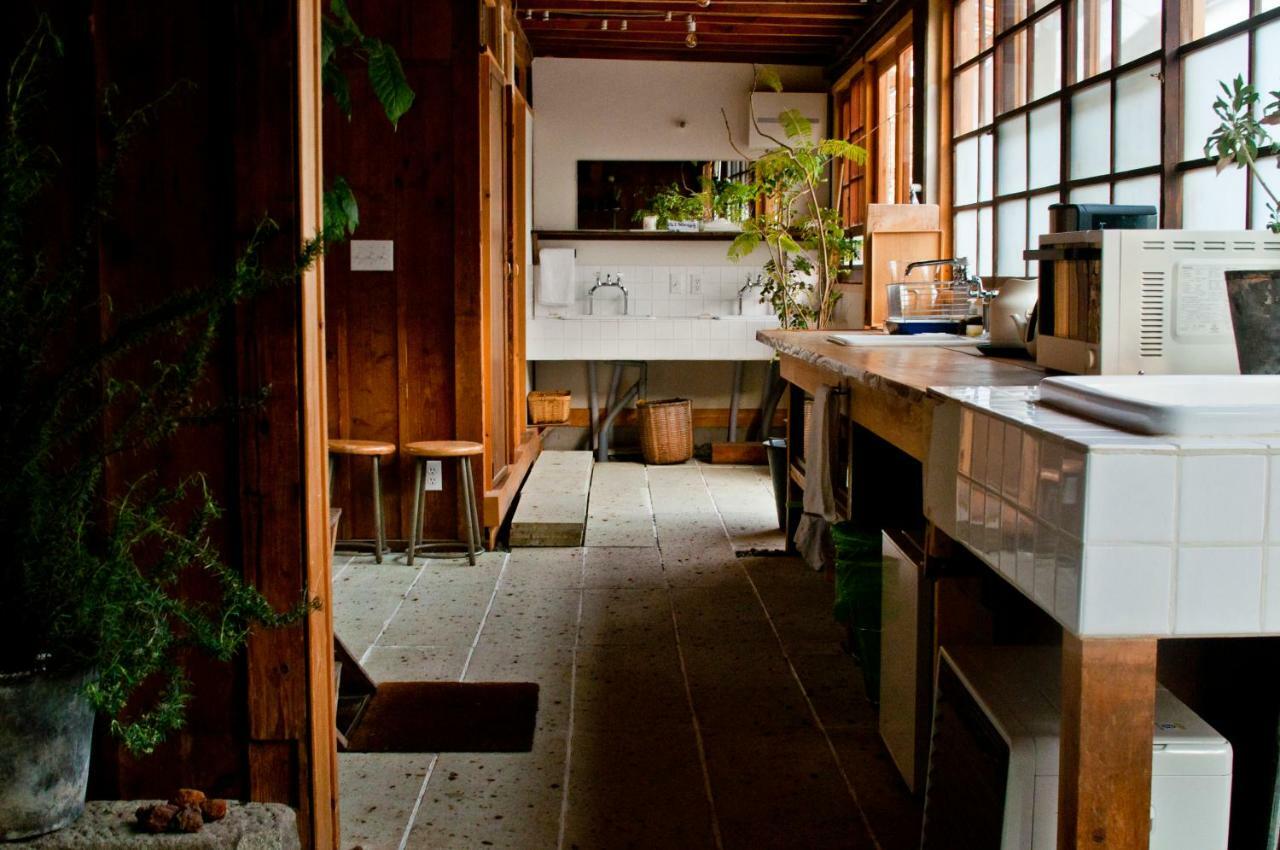 Hostel Saruya Fujiyoshida Esterno foto
